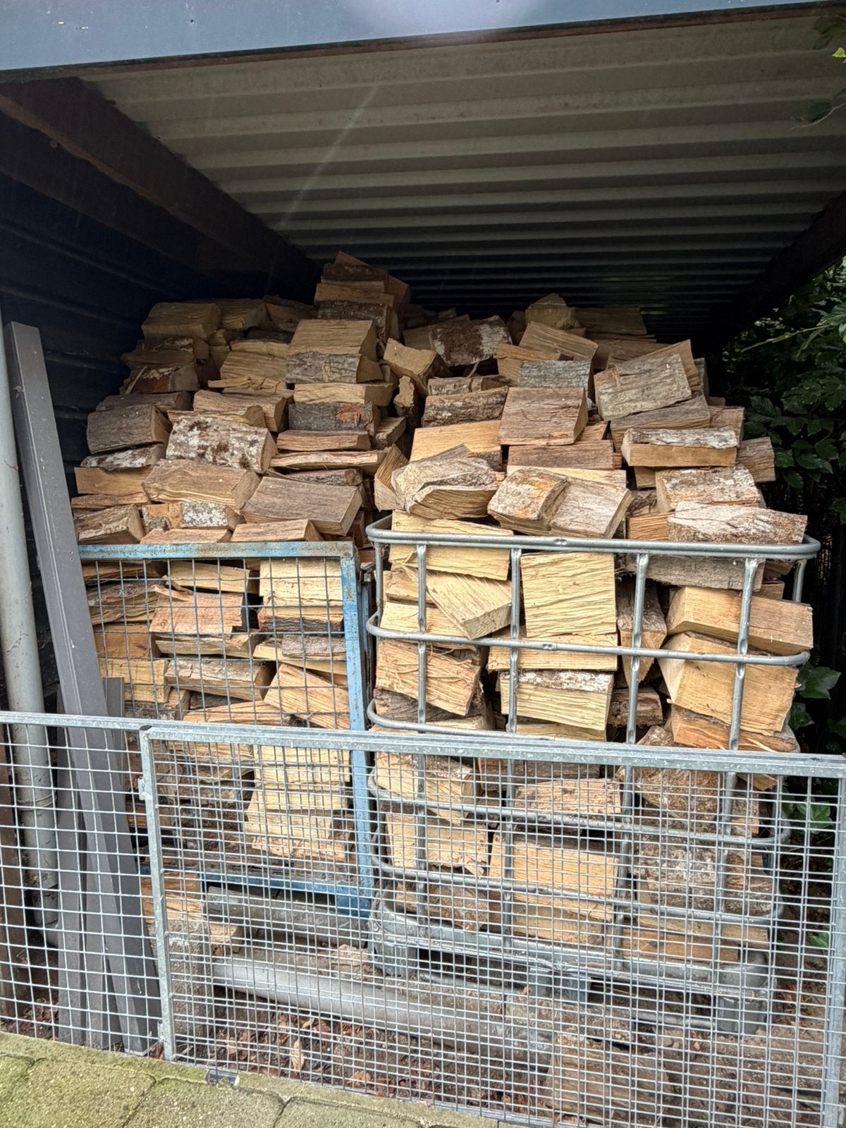 3jr. Gedroogd Amerikaans eik en haagbeuk, Tuin en Terras, Haardhout, 6 m³ of meer, Ophalen