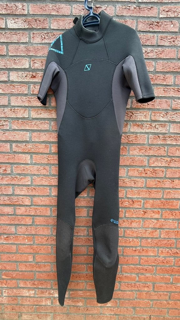 Wetsuit Magic Marine M (3/2mm dikte), Ophalen, Wetsuit, Gebruikt, Magic Marine
