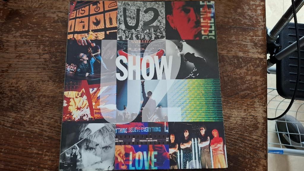 U2 Show Diana Scrimgeour, Ophalen of Verzenden, Zo goed als nieuw, Artiest
