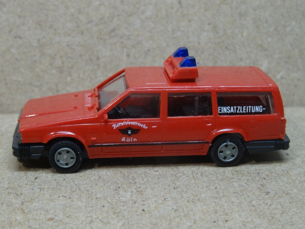 IMU 1/87, VOLVO 760 GLE, Feuerwehr Keulen, Zie Foto`s, Ophalen of Verzenden, Zo goed als nieuw, Auto, Overige merken