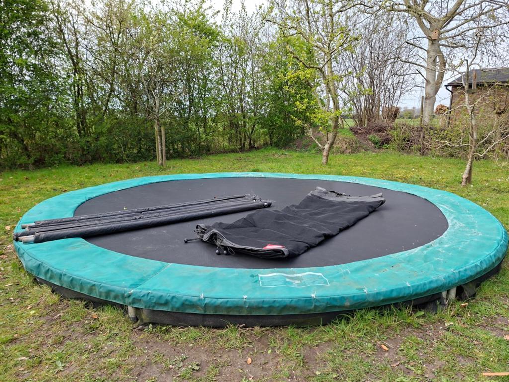 BERG inground 430 met extra veiligheidsnet en zgan rand, Kinderen en Baby's, Speelgoed | Buiten | Trampolines, Ophalen, Gebruikt