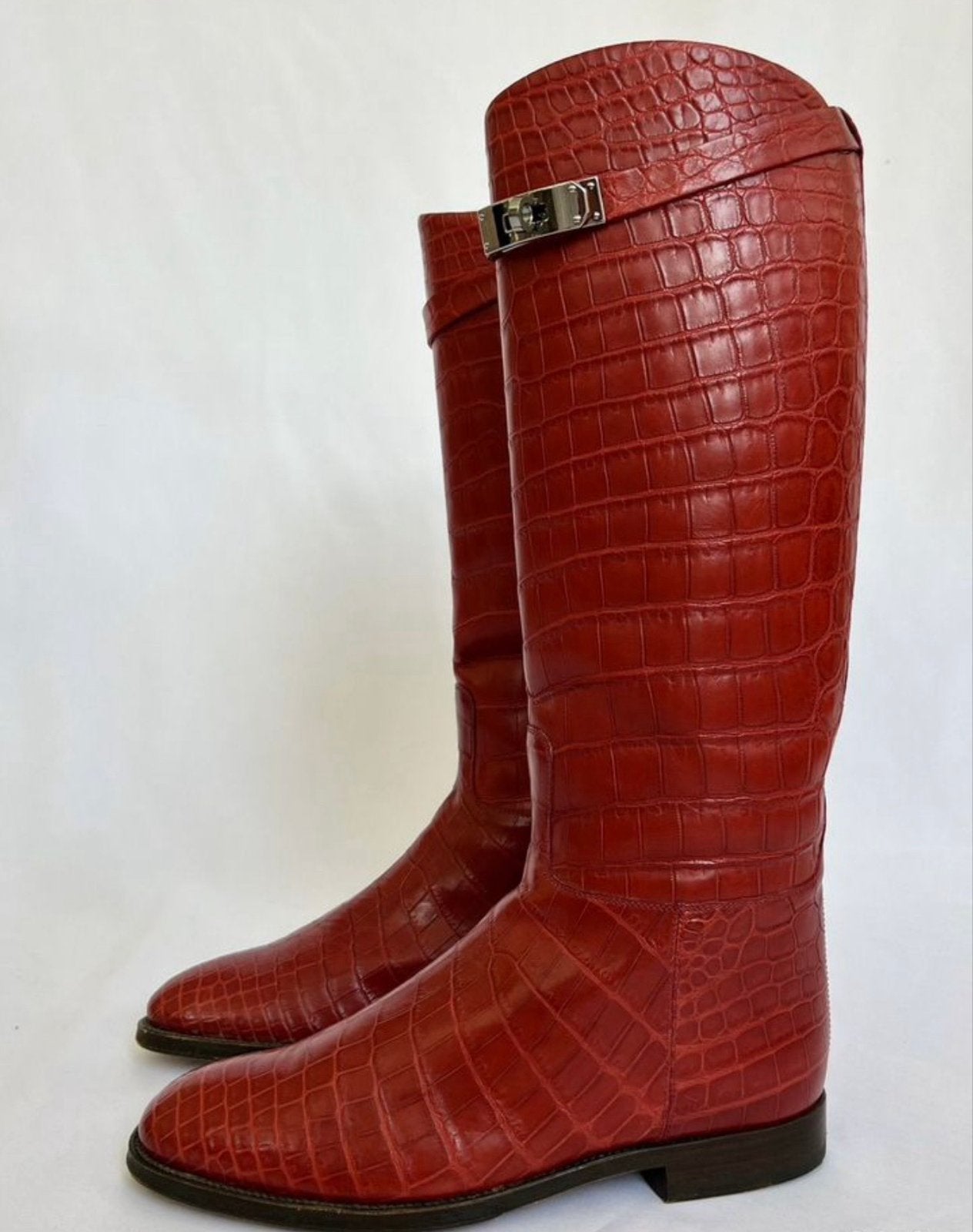 Hermès rode krokodillenleren laarzen met gesp, Ophalen of Verzenden, Zo goed als nieuw, Rood, Hoge laarzen