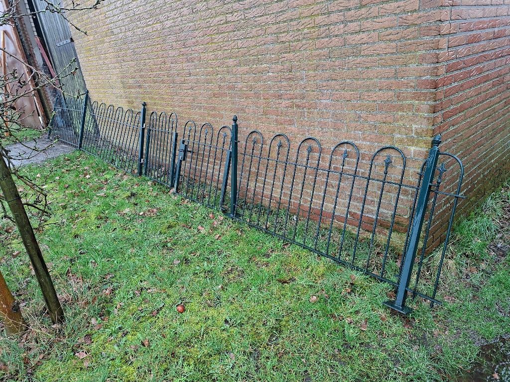 sierhek, tuinhek , hekwerk met poorten, Tuin en Terras, Ophalen of Verzenden, Gebruikt, IJzer, Tuinhek