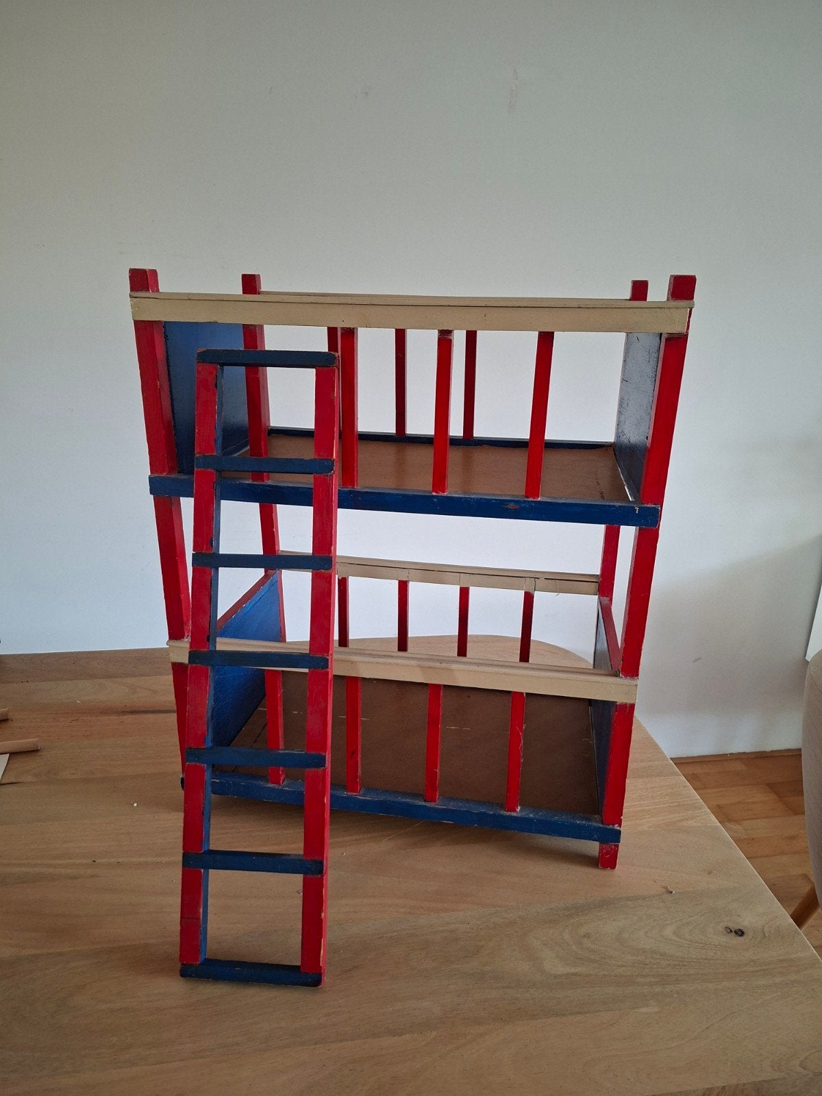 Vintage houten poppenhuis/stapelbed voor poppen, Ophalen, Gebruikt, Meubelstuk of Keukentje