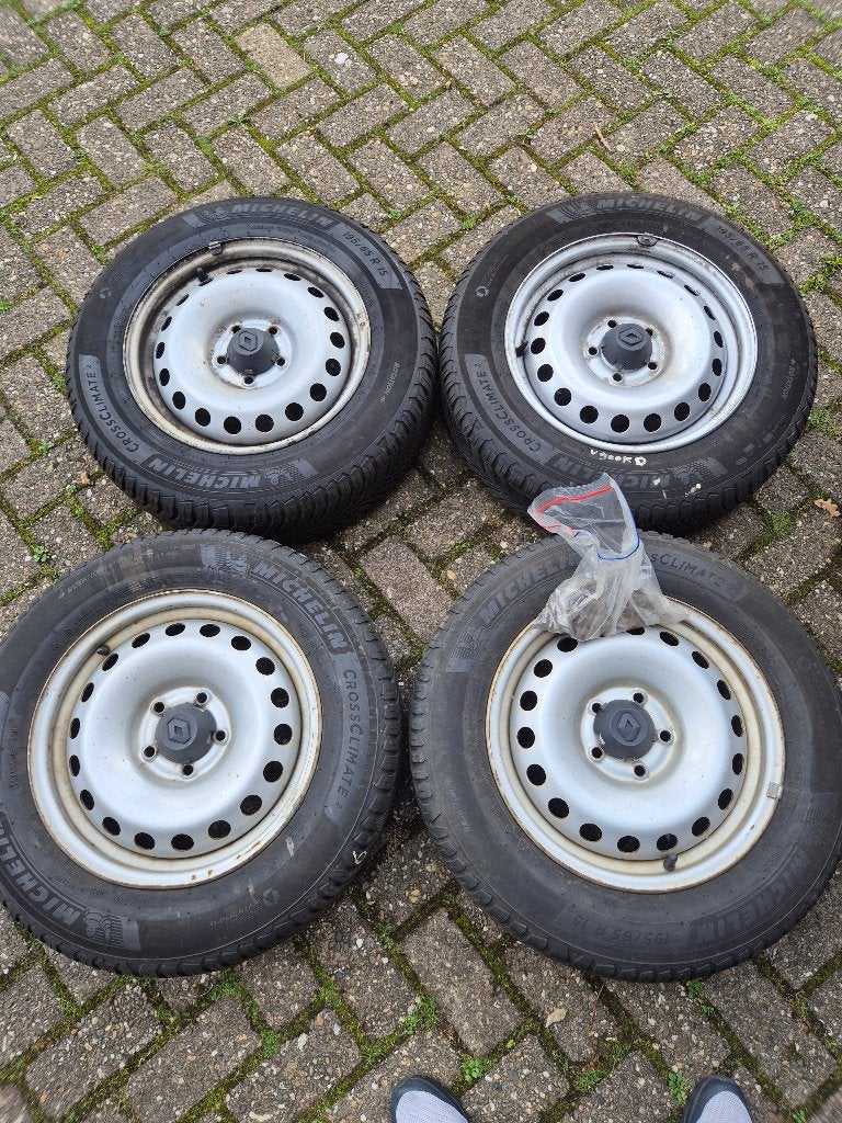 Renault Kangoo stalen velgen, Ophalen, 15 inch, Velg(en), All Season