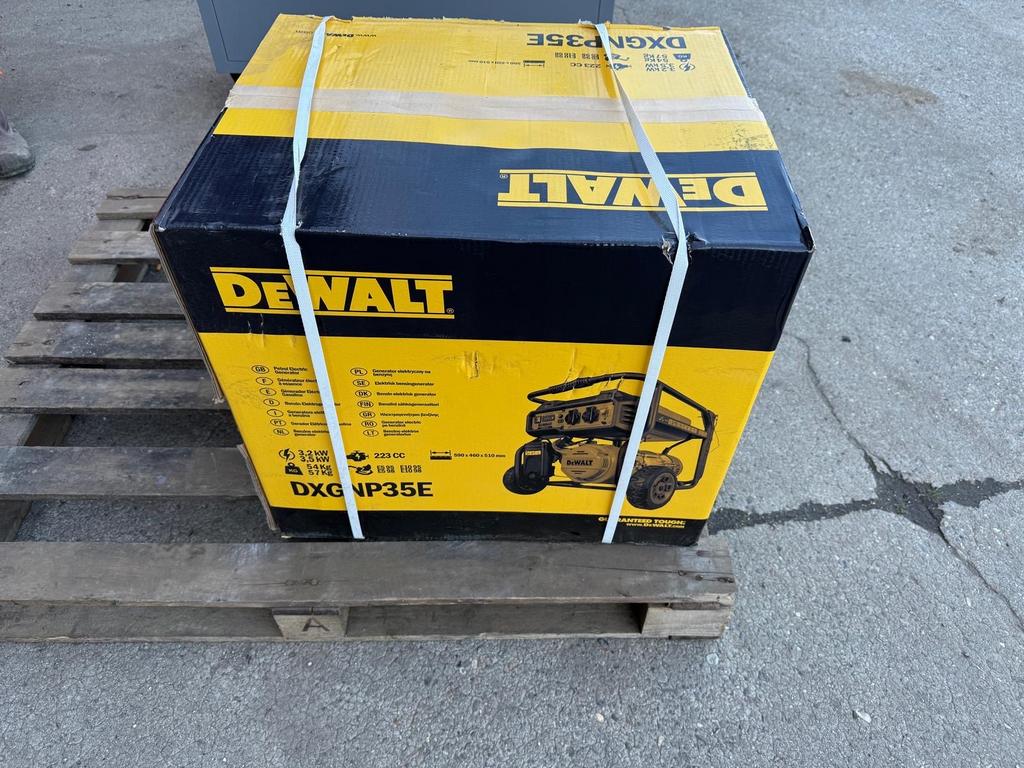 Dewalt DXGNP35E aggregaat nieuw, Ophalen, Nieuw