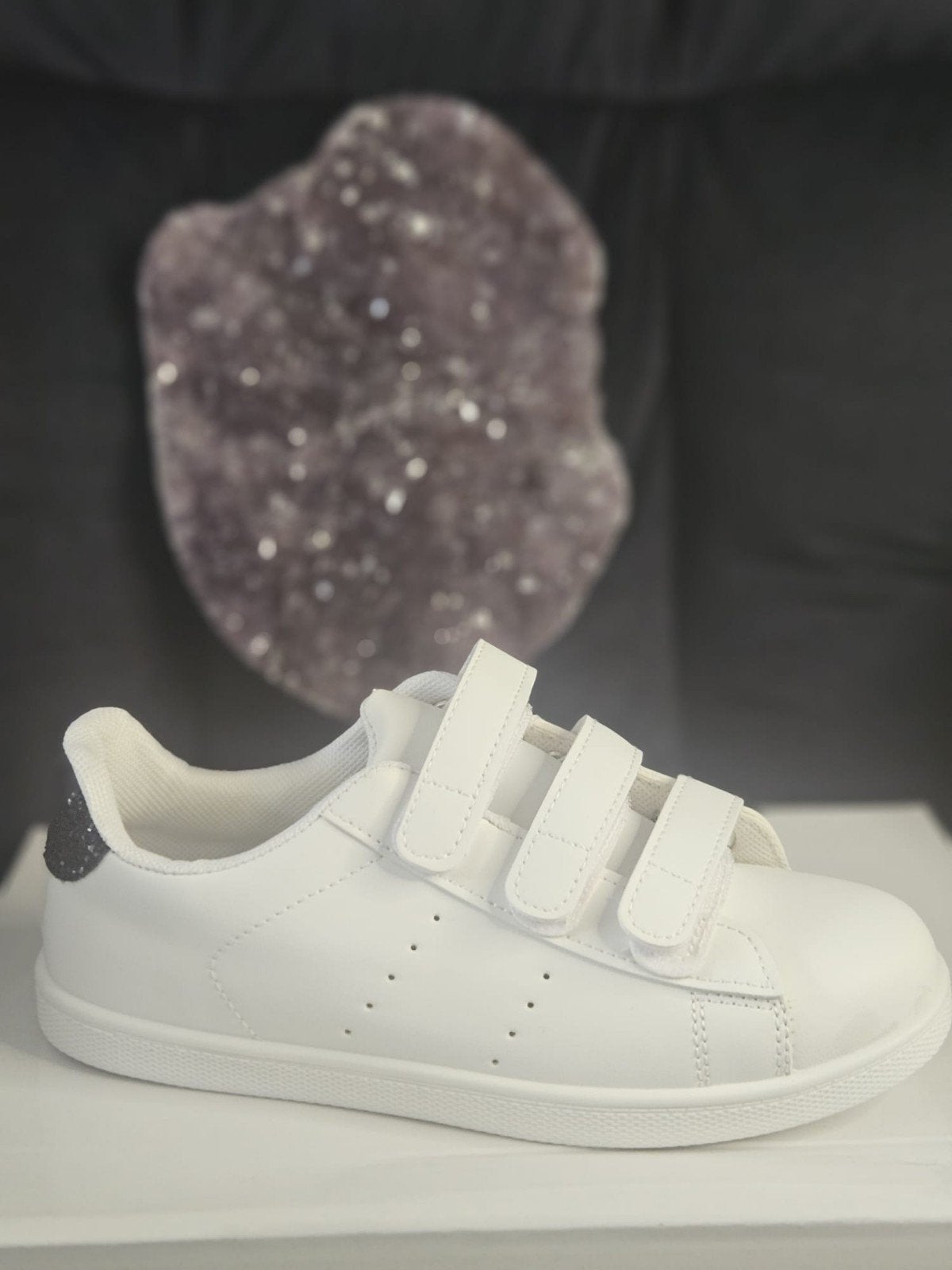 Restpartij kinder sneakers wit zwart glitter, Ophalen, Nieuw, Schoenen