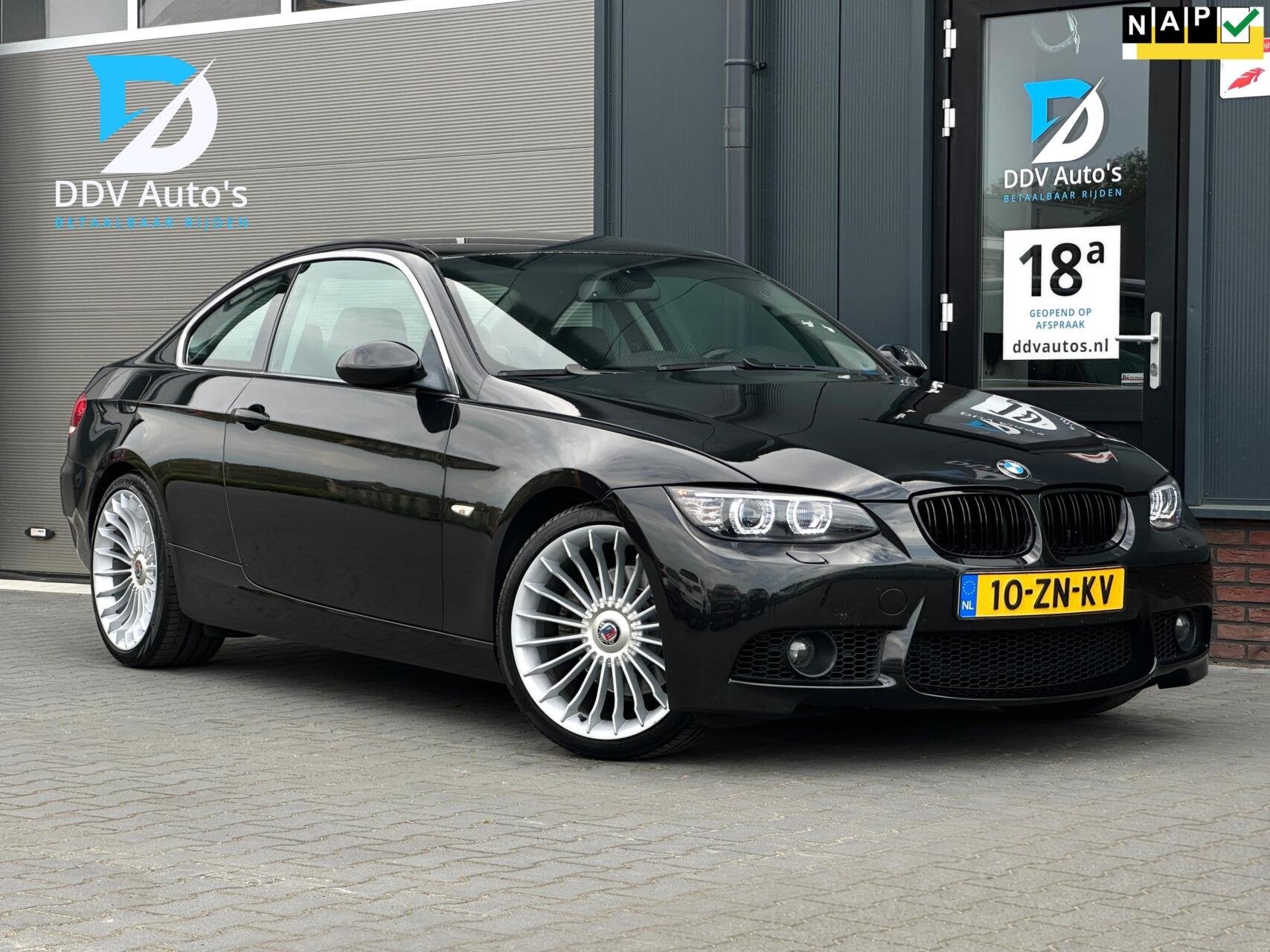 BMW 3-serie 325i/218pk Executive|AUT|NAP|Leder|Cruise|PDC|M, Automaat, 745 kg, Achterwielaandrijving, Gebruikt