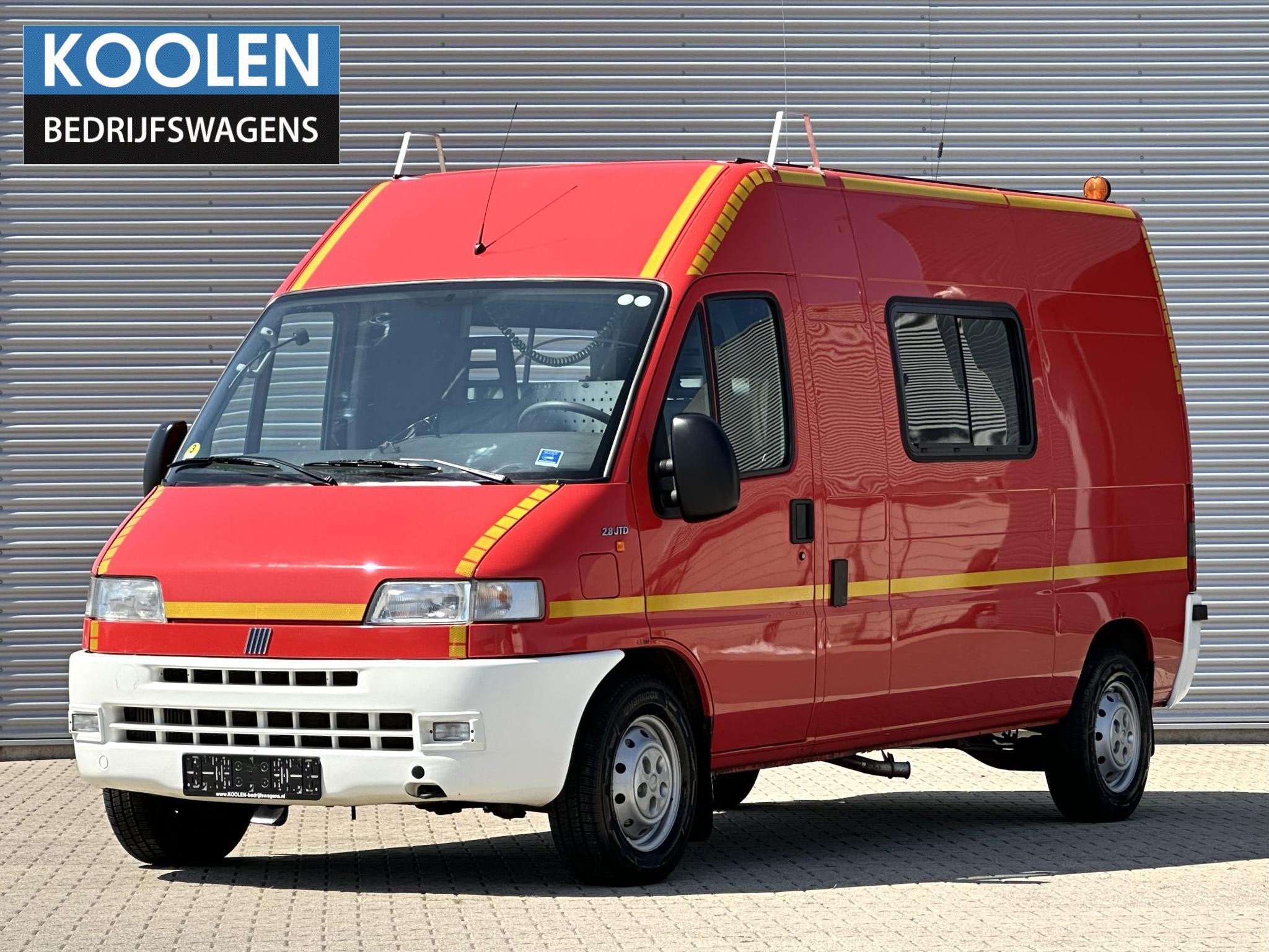 Fiat Ducato 4x4 bestelwagen L2H2 25000km! nieuwstaat UNIEK!, Trekhaak, Stof, Gebruikt, 4 stoelen
