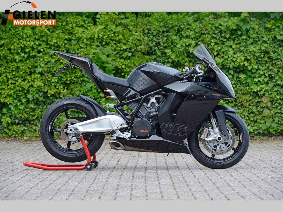 KTM 1190 RC8 2011 Rc8R, 1150 cc, Stallhofnerstrasse 3 5230 Mattighofen, AT, KTM Sportmotorcycle GMBH, 2 cilinders