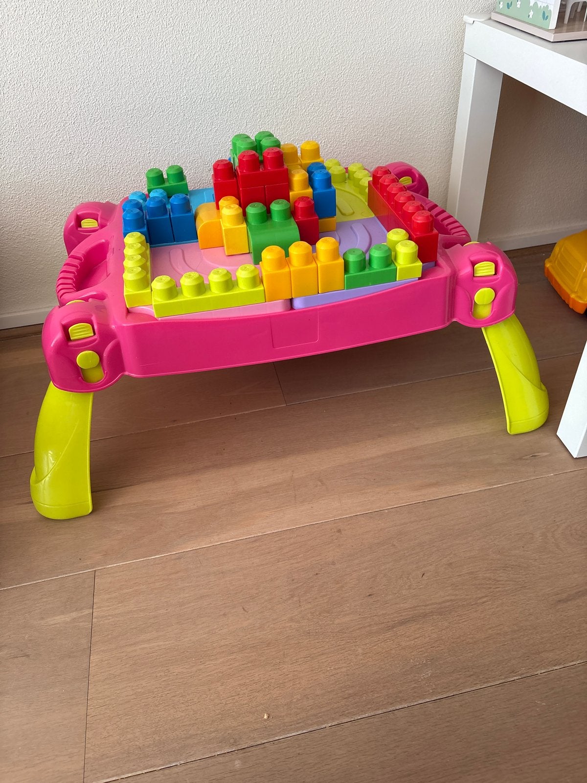 Mega Bloks bouwtafel met blokken, Ophalen, Gebruikt, Megabloks