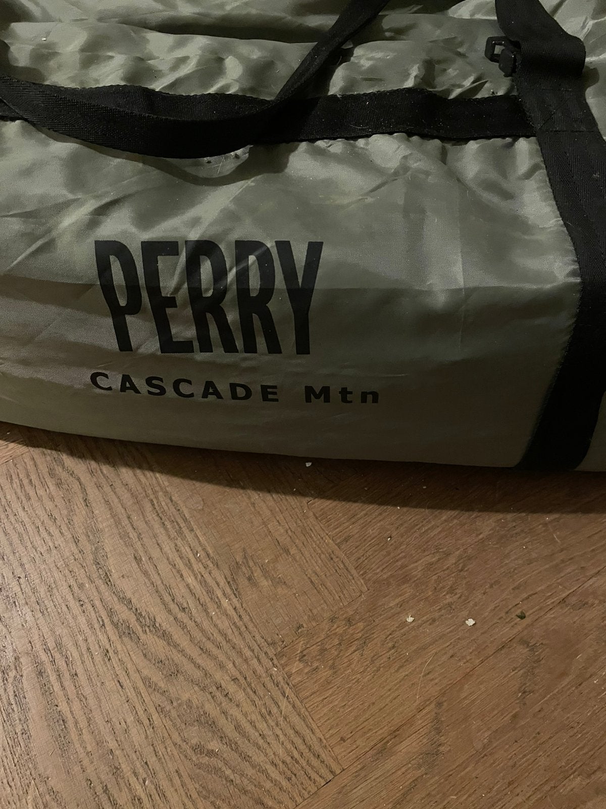 Perry Cascade MNT 6-persoons bungalowtent – Groen, Caravans en Kamperen, Ophalen, Zo goed als nieuw
