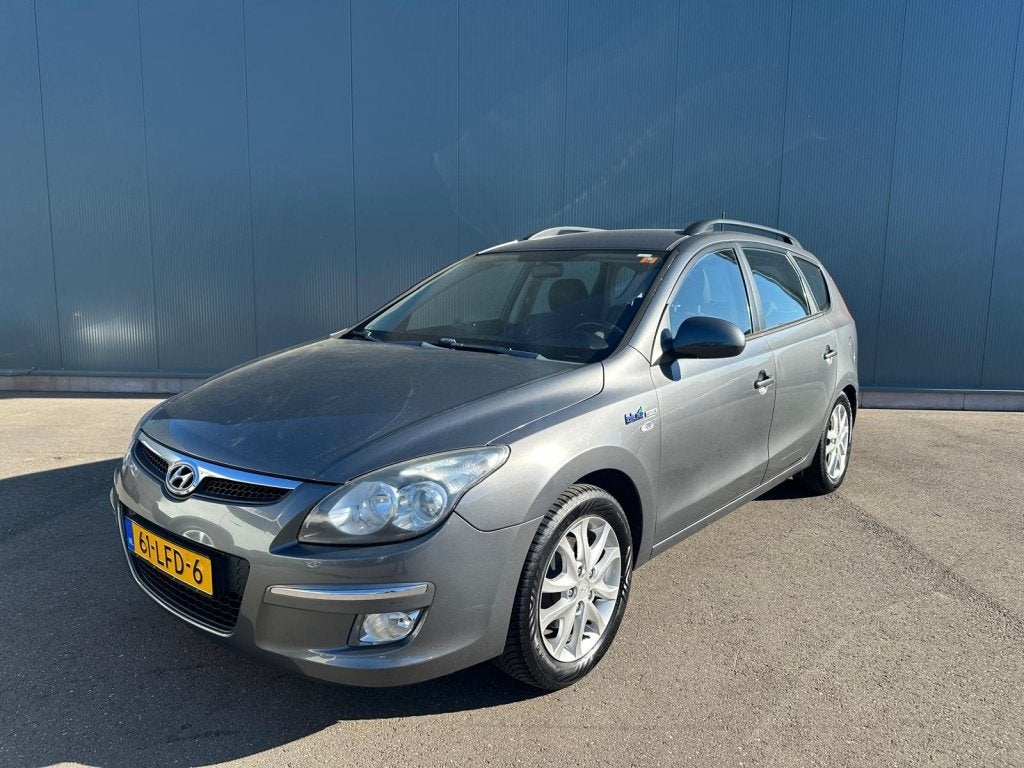 Hyundai I30 CW 1.6i Dynamic Bns CLIMA AIRCO | NAP !, Auto's, 1591 cc, 4 cilinders, Origineel Nederlands, Handgeschakeld
