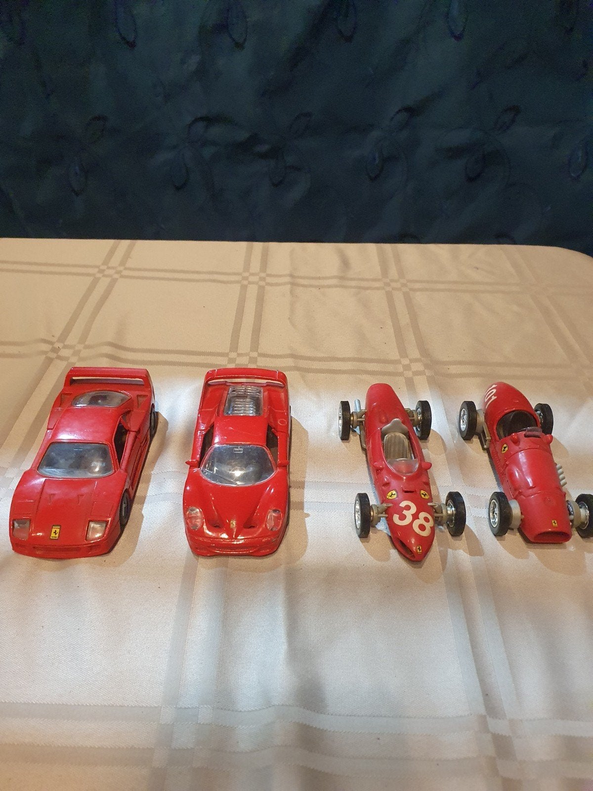 Ferrari Maisto vintage, Ophalen of Verzenden, Zo goed als nieuw, Auto, Overige merken