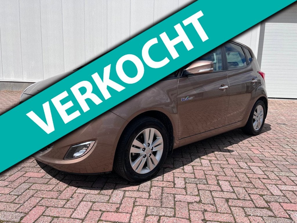 Hyundai Ix20 1.4i i-Catcher *panoramadak* leder* navi* camer, Auto's, Hyundai, Voorwielaandrijving, Euro 5, Gebruikt, 4 cilinders