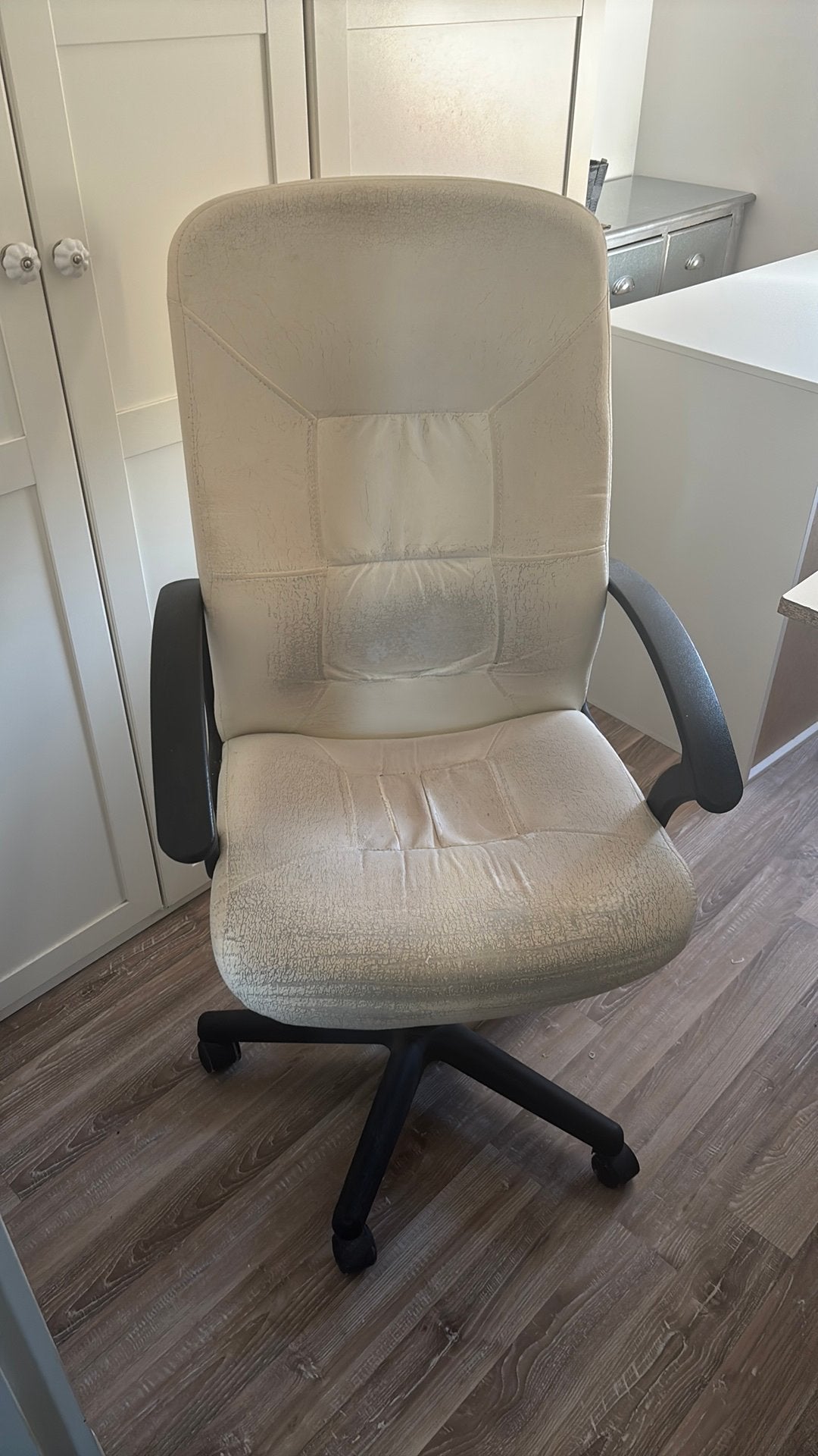 Gratis af te halen; beige/creme bureaustoel, Ophalen, Gebruikt, Beige, Bureaustoel