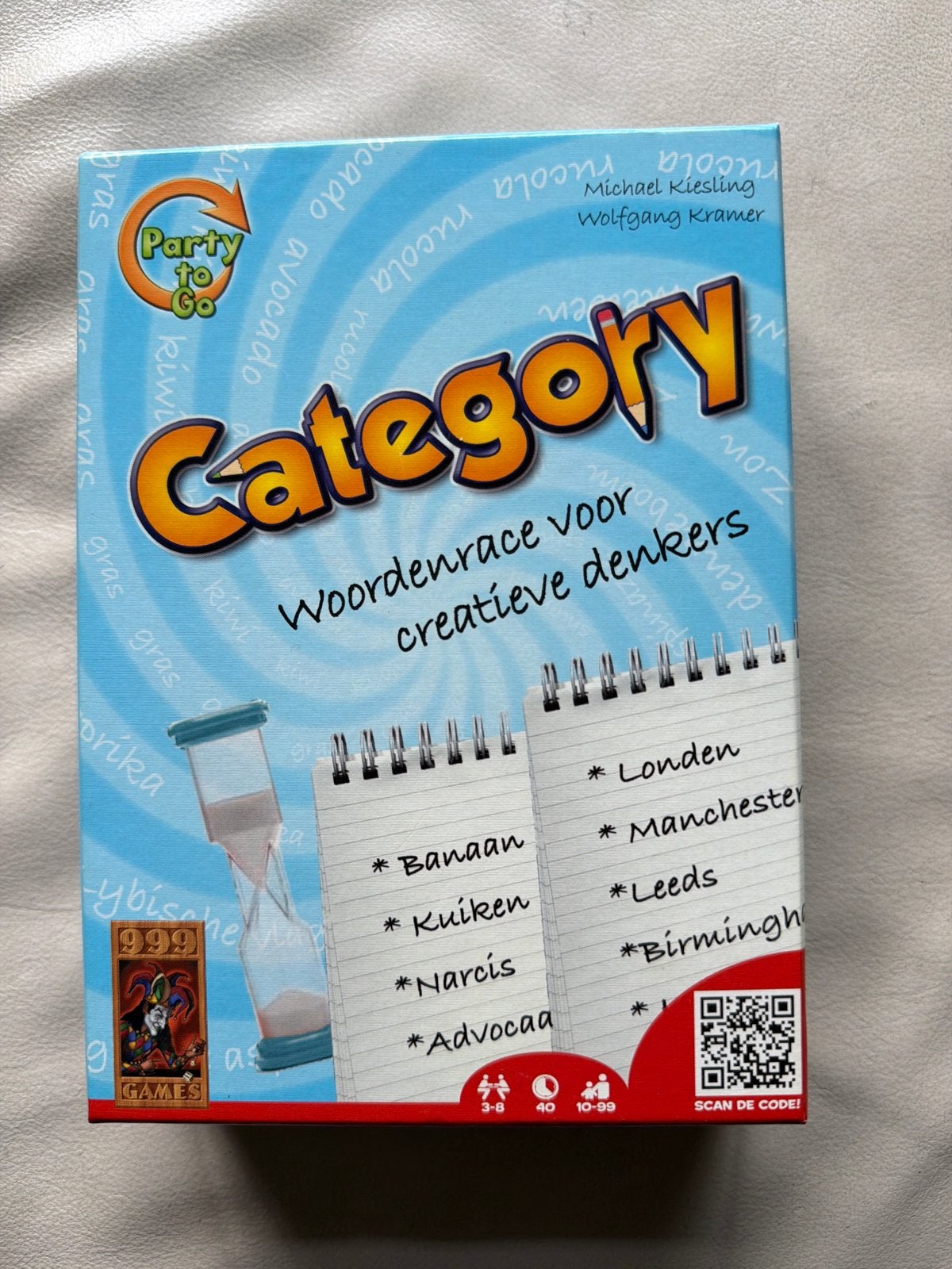 Category Party to Go: Woordenrace voor creatieve denkers, Hobby en Vrije tijd, Drie of vier spelers, Ophalen, Zo goed als nieuw