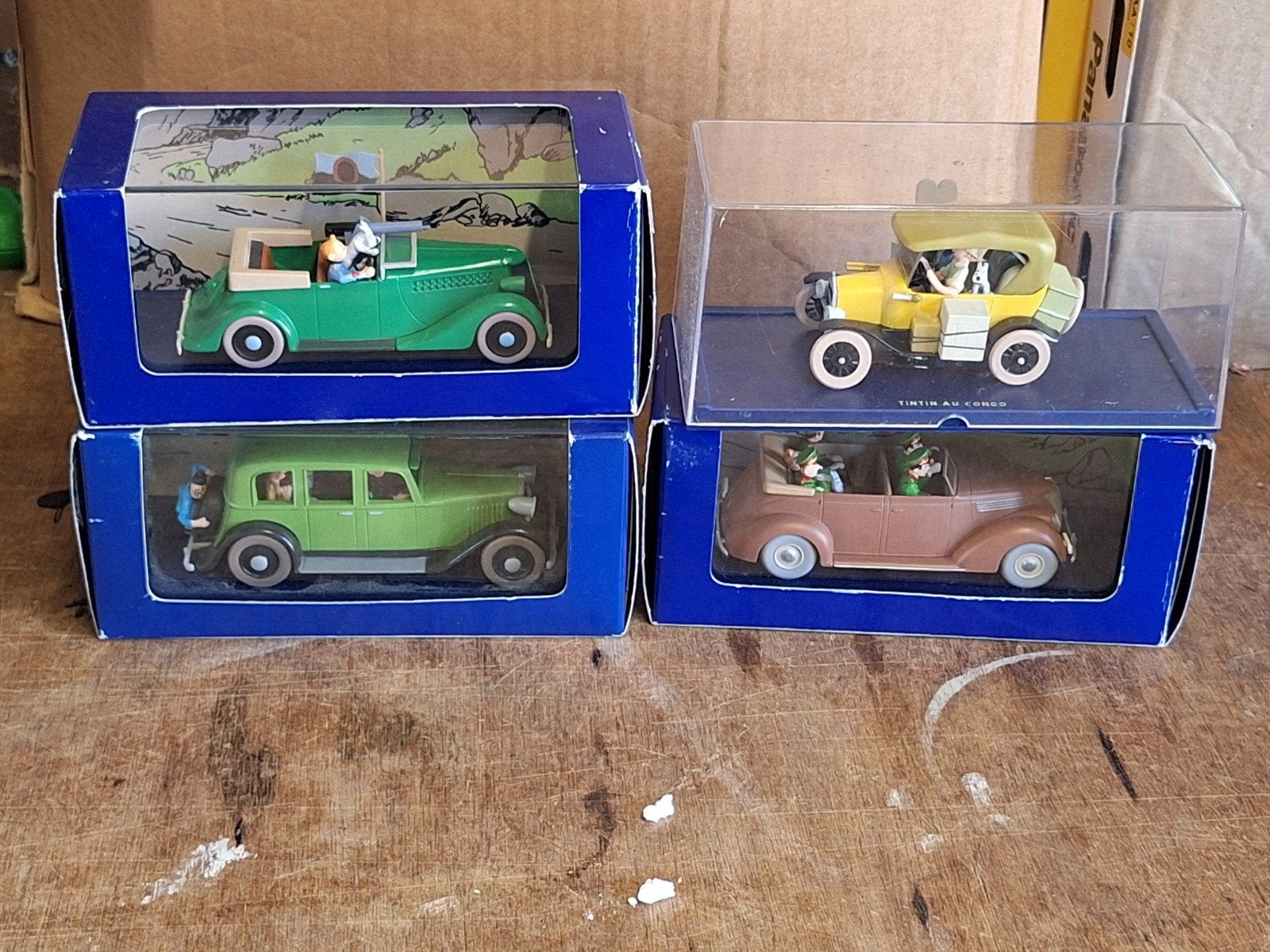 Set van 4 Kuifje auto's in originele verpakking, Ophalen of Verzenden, Zo goed als nieuw
