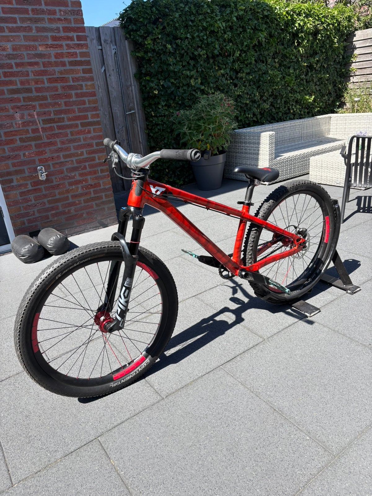 Yt industries dirtjumper, Fietsen en Brommers, Ophalen of Verzenden, Zo goed als nieuw, Aluminium, 24 inch of meer