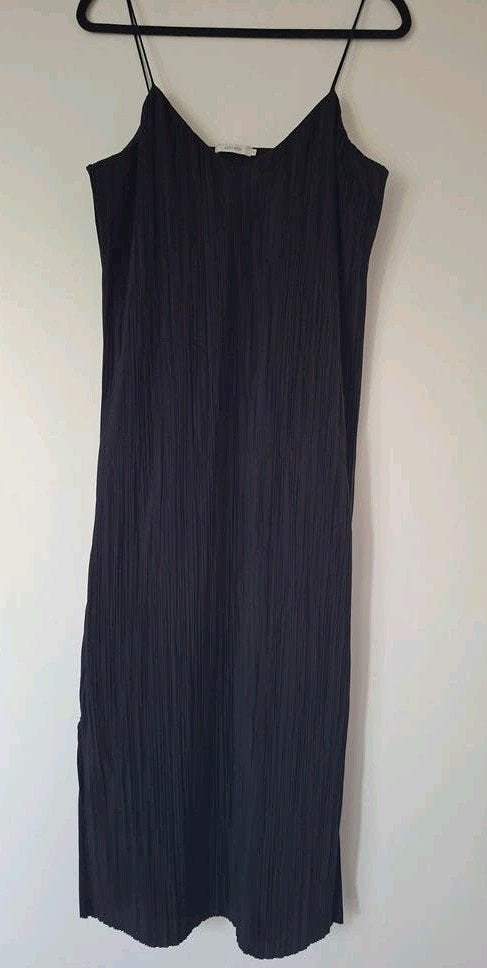 Sissy-Boy Zwarte Geplooide Maxi Jurk met Split - Maat XL, Kleding | Dames, Zwart, Maat 46/48 (XL) of groter, Sissy-Boy, Ophalen of Verzenden