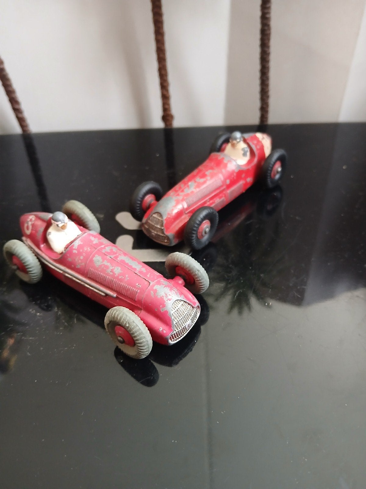 Alfa Romeo racewagen formule 1. Dinky toys p/stuk, Hobby en Vrije tijd, Modelauto's | 1:43, Ophalen of Verzenden, Auto, Dinky Toys
