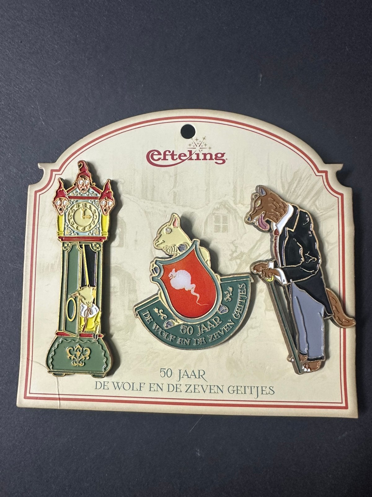 Efteling pins wolf en de zeven geitjes, Verzamelen, Ophalen of Verzenden, Zo goed als nieuw, Button of Speldje