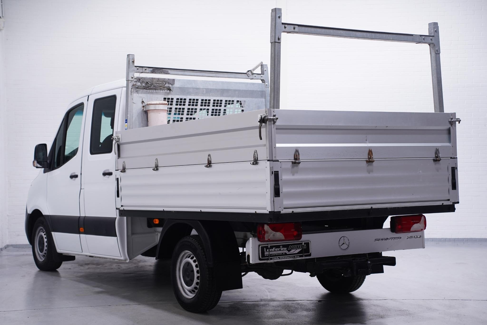 Mercedes Sprinter 211 CDI Dubbel Cabine 6-Zits Pickup Open L, Auto's, Voorwielaandrijving, Stof, 4 cilinders, 2000 kg
