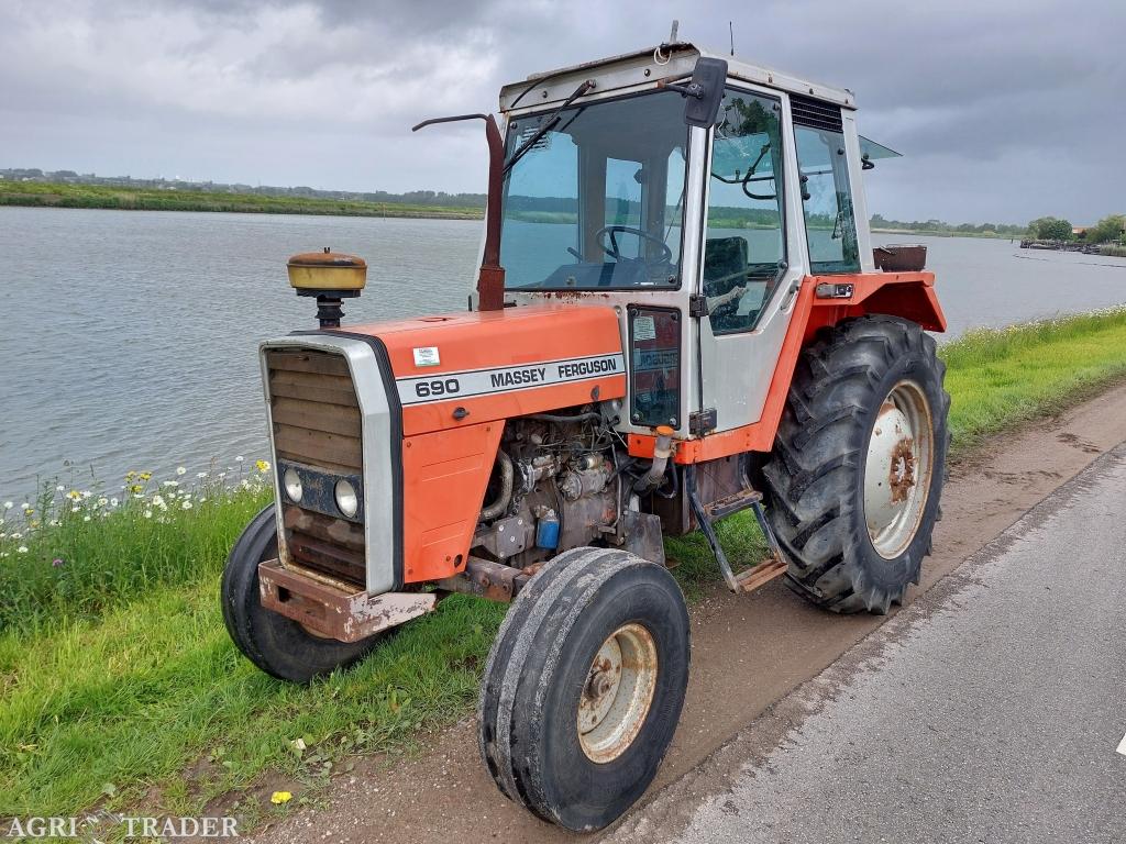Massey Ferguson 690, Gebruikt, -, Niet opgegeven, Ophalen of Verzenden