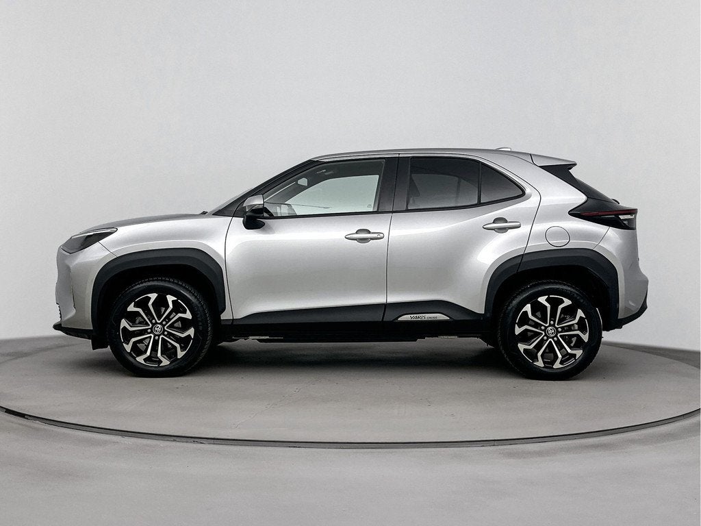 Toyota Yaris Cross 1.5 Hybrid AWD Dynamic AWD | Navigatie |, Automaat, 12 maanden, Stof, Gebruikt