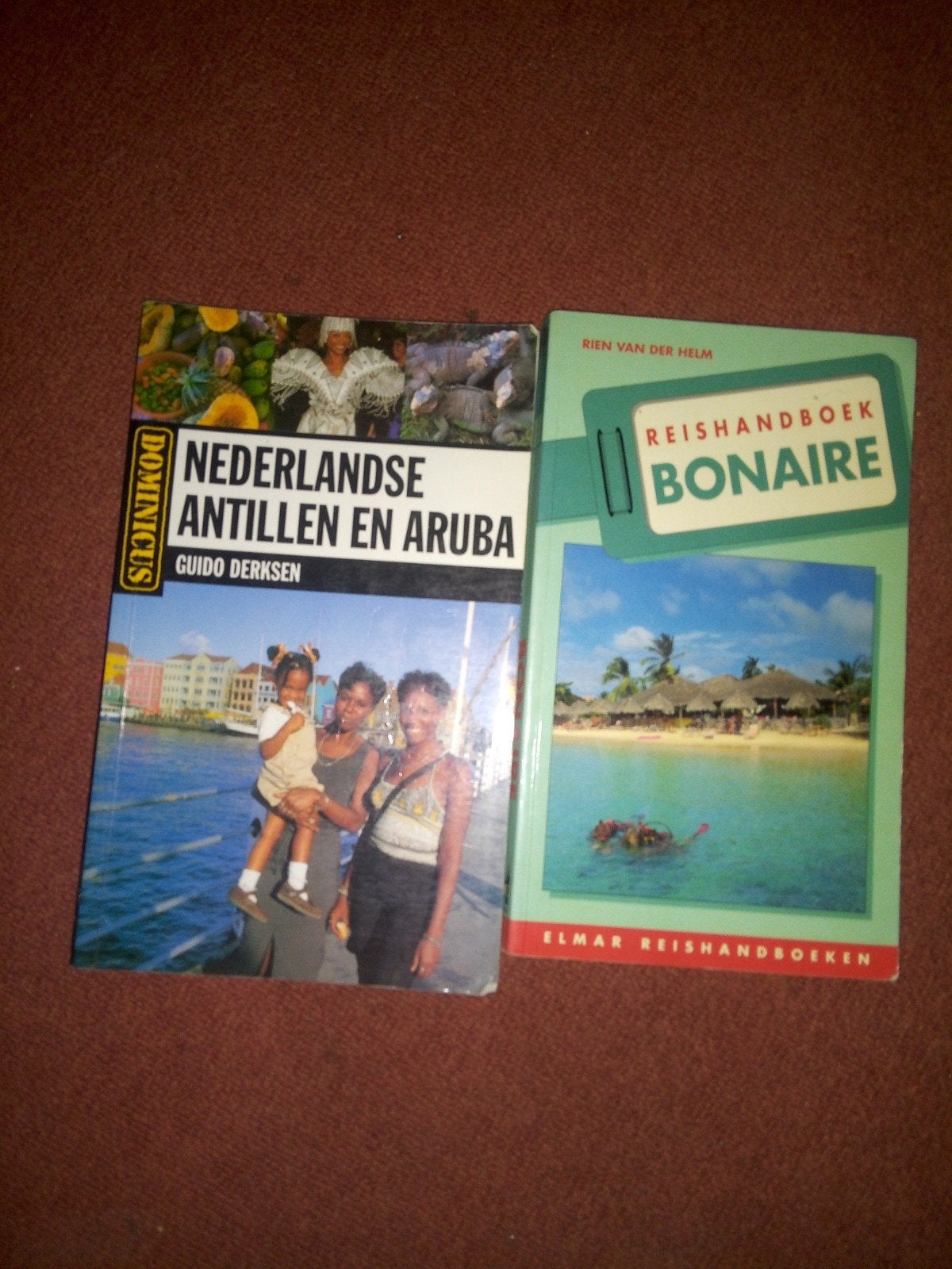 Reishandboeken Nederlandse Antillen, Aruba en Bonaire, Verzenden, Midden-Amerika, Reisgids of -boek, Gelezen