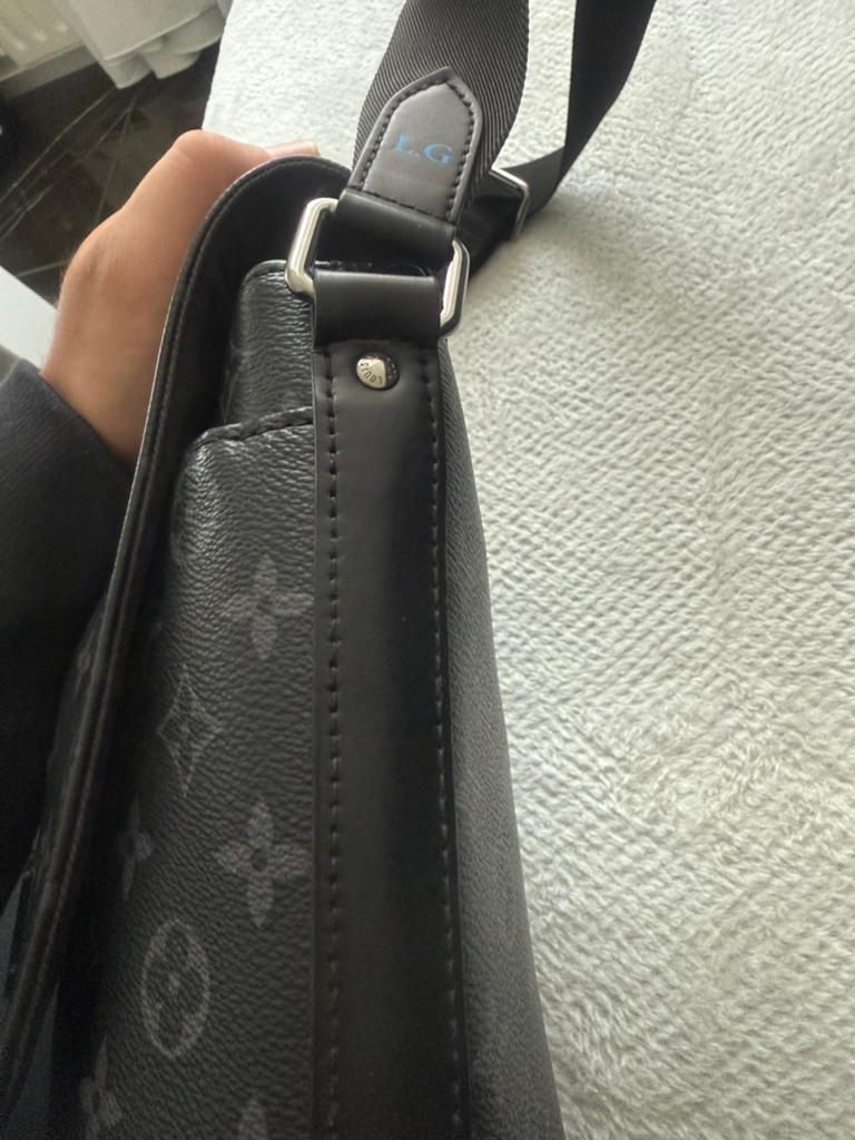 100% orgineel Louis Vuitton Tas (District PM), Zwart, Ophalen of Verzenden, Zo goed als nieuw, Leer