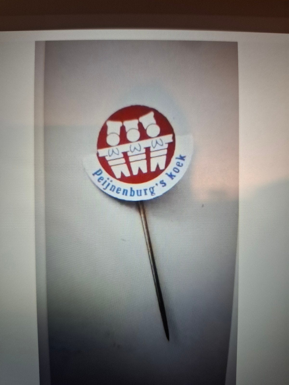 Speldje Peijnenburg's koek, Ophalen of Verzenden, Zo goed als nieuw, Merk, Speldje of Pin