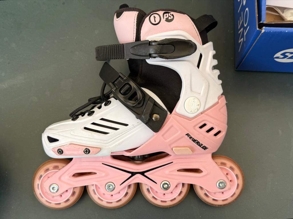 Powerslide Khaan junior LTD pink kinderen (31,32,33,34)-ZGAN, Sport en Fitness, Verstelbaar, Kinderen, Ophalen of Verzenden, Zo goed als nieuw