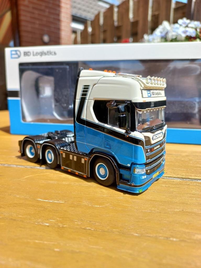 WSI SCANIA BD logistics, Hobby en Vrije tijd, Modelauto's | 1:50, Ophalen of Verzenden, Bus of Vrachtwagen, Wsi