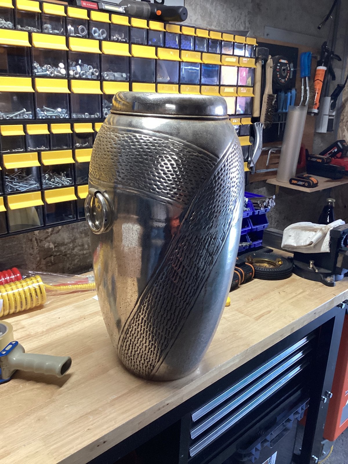 Hoge aluminium vaas in baroc stijl, Ophalen of Verzenden