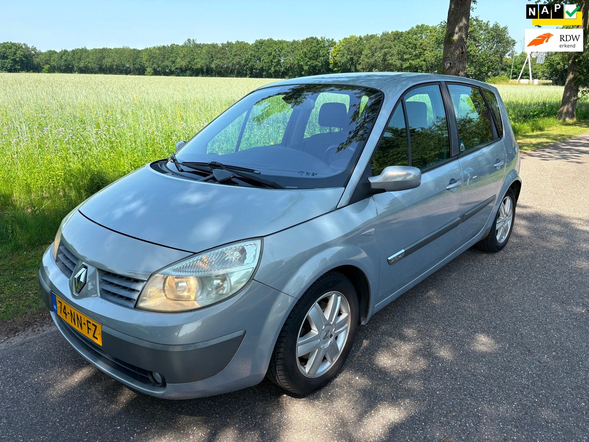 Renault Scénic 2.0-16V Expression Luxe AUTOMAAT/Airco/142Dk, Auto's, 4 cilinders, Beige, Origineel Nederlands, 650 kg