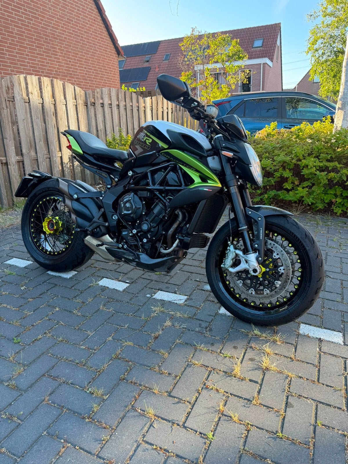 MV Agusta Brutale Dragster 800 RR SCS (2021) – NL Motor, Occasion, Motorrijbewijs A, 3 cilinders, Meer dan 35 kW