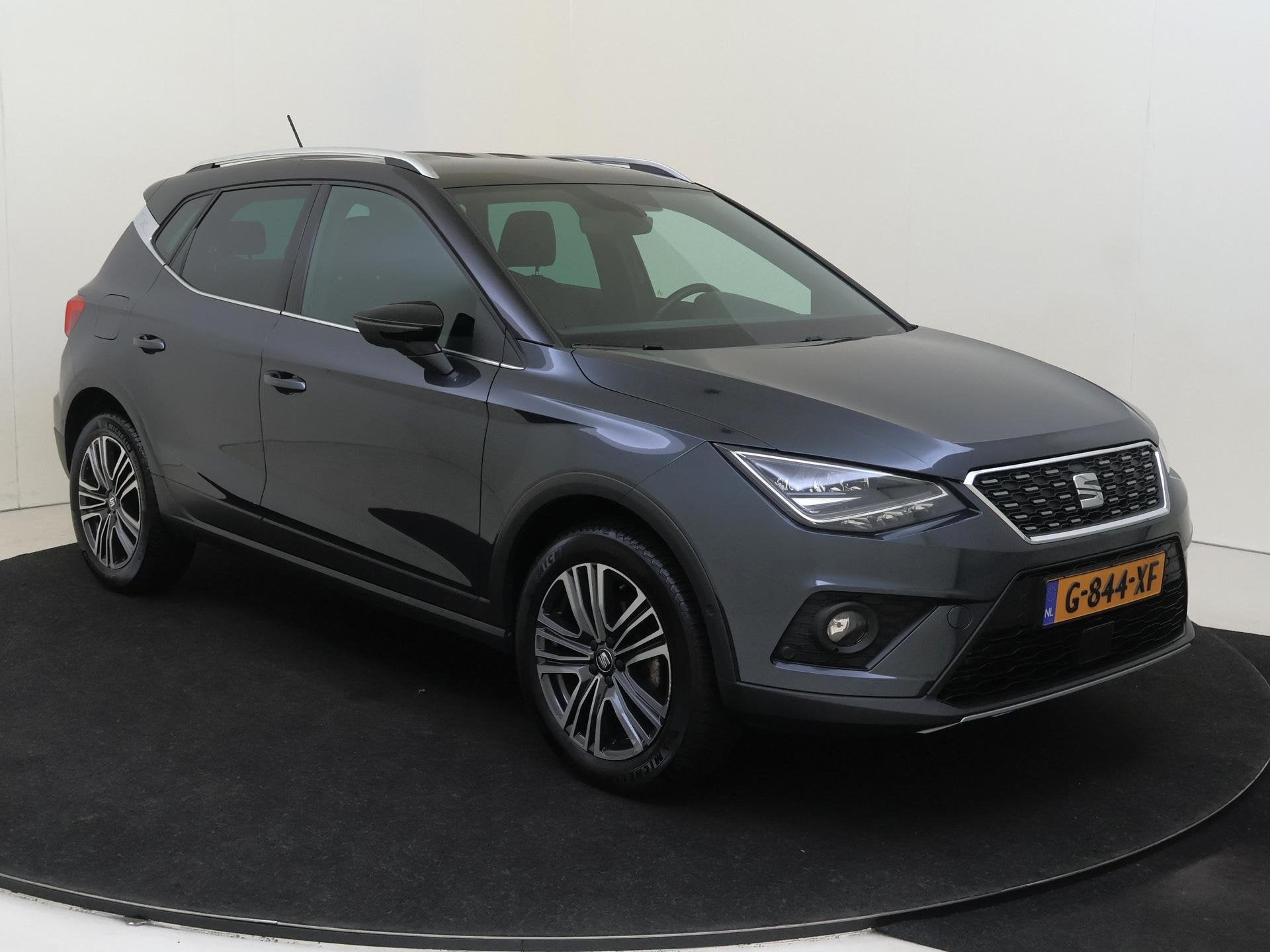 SEAT Arona 1.0 TSI Xcellence Business Intense | Apple carpla, Auto's, Stof, 116 pk, 49 €/maand, 600 kg