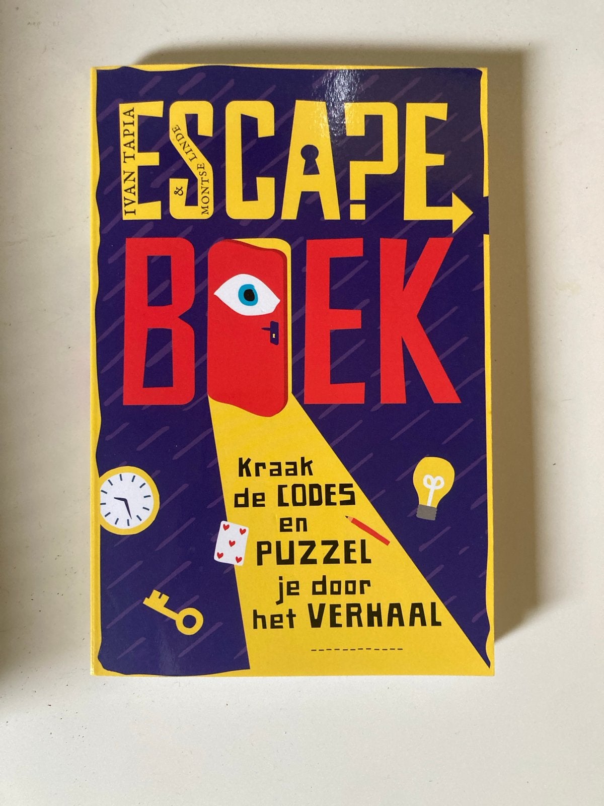 Escape Boek, Ophalen of Verzenden, Zo goed als nieuw, Fictie