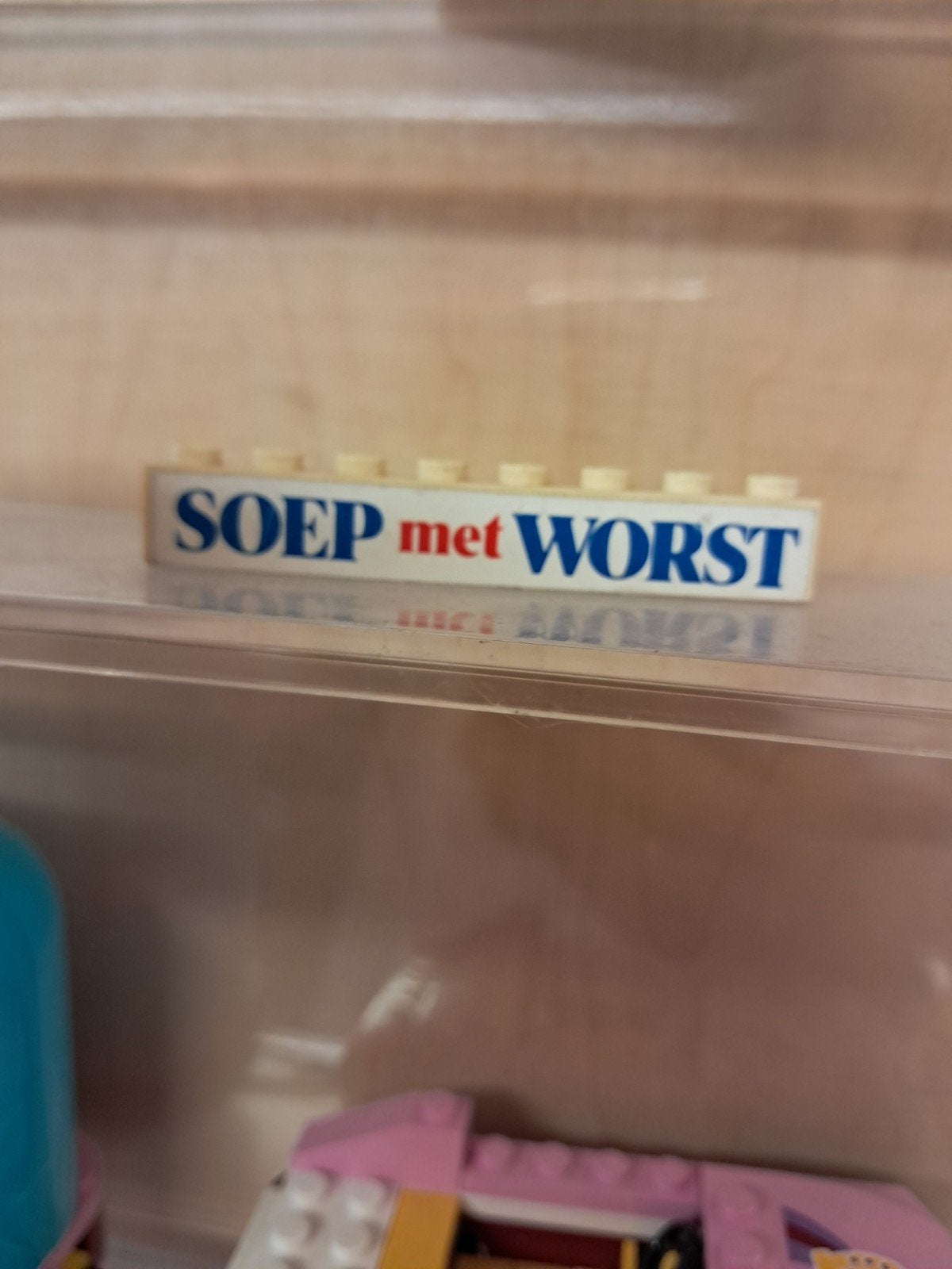 lego soep en worst steen, Ophalen