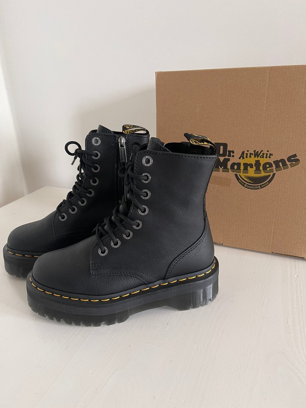 Dr Martens Jadon III maat 37, Kleding | Dames, Schoenen, Ophalen of Verzenden, Zo goed als nieuw