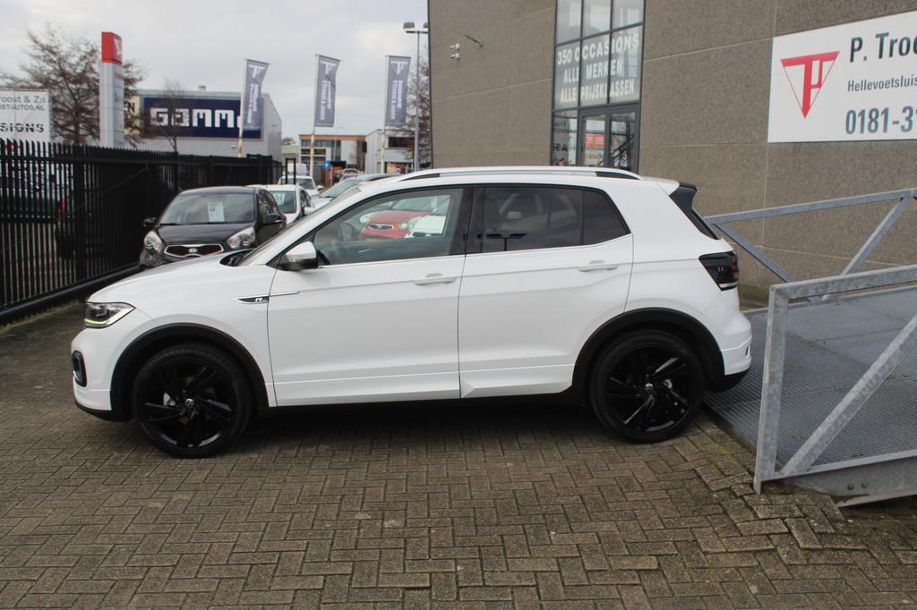 Volkswagen T-Cross 1.0 TSI R-Line Automaat/Navigatie/Apple c, Auto's, Volkswagen, 12 maanden, T-Cross, Gebruikt, Leder en Stof