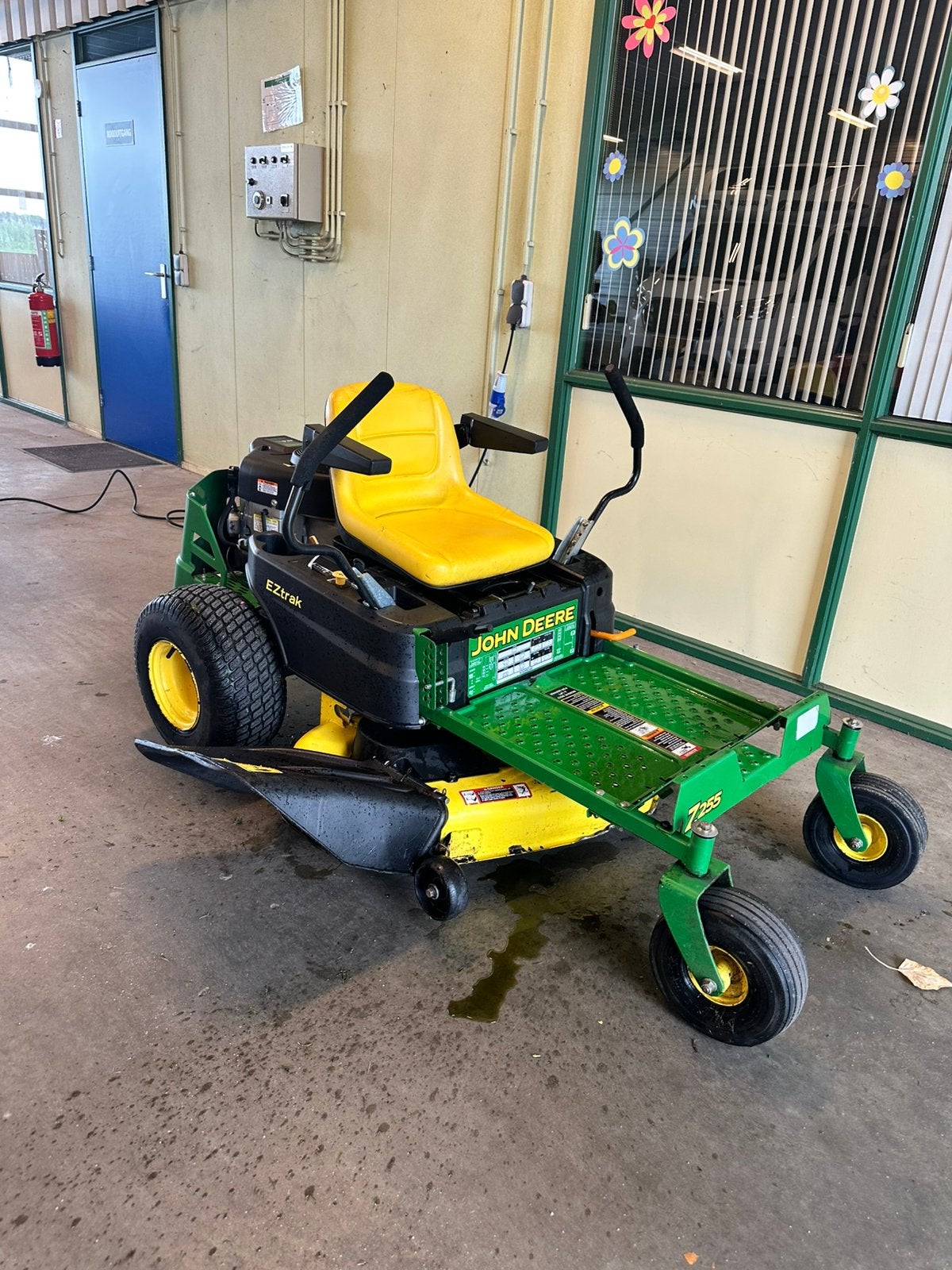 John deere Z255 zero turn Zitmaaier. Btw machine., Ophalen, Zo goed als nieuw, Mulchfunctie, 90 tot 120 cm