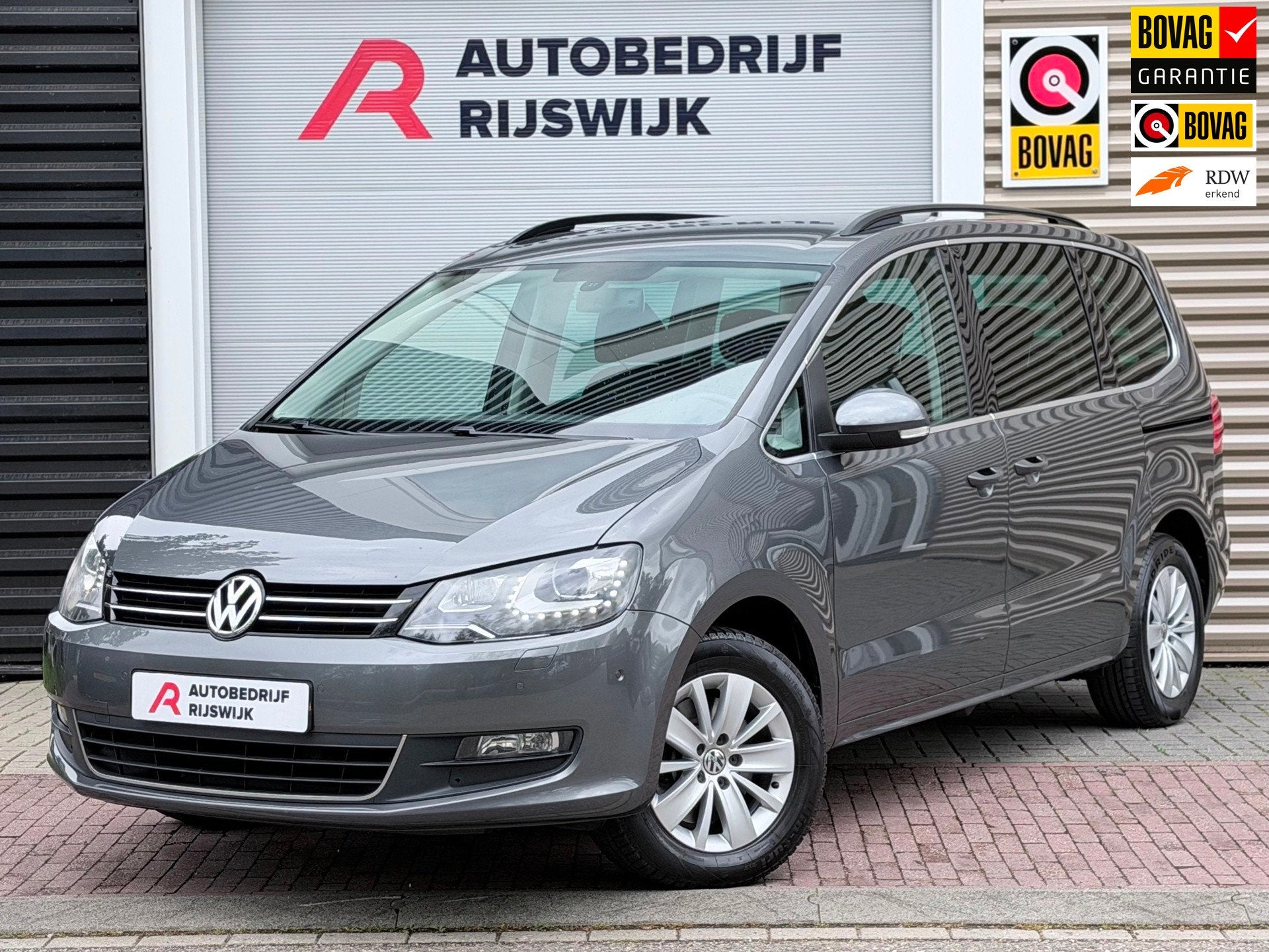 Volkswagen Sharan 1.4 TSI Comfortline 7p. Trekhaak/Xenon, Auto's, 4 cilinders, 150 pk, 7 stoelen, Bedrijf