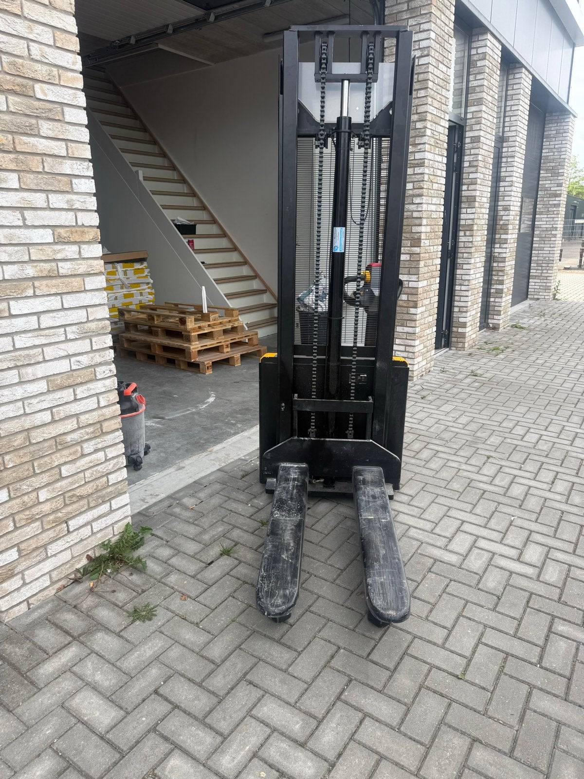 Elektrische stapelaar 1500 kg Mammuth, 1000 tot 2000 kg, Ophalen, Elektrisch, Stapelaar