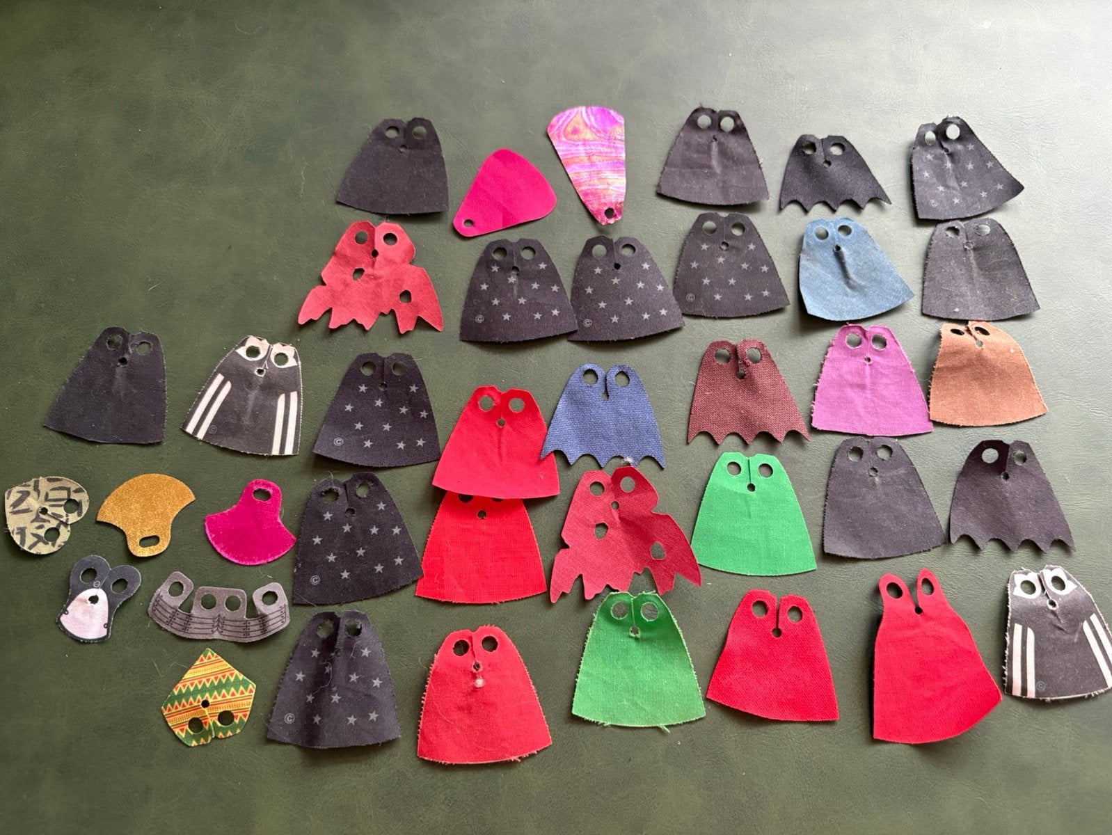 Partij LEGO Minifiguur Capes Mantels Diverse Kleuren, Kleding | Dames, Sokken en Kousen, Sokken en Kniesokken, Lego, Lego, Overige kleuren