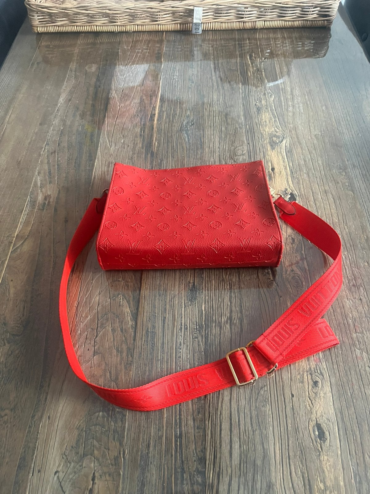 Louis vuiton rode tas als nieuw, Sieraden, Tassen en Uiterlijk, Ophalen of Verzenden, Zo goed als nieuw, Zwart