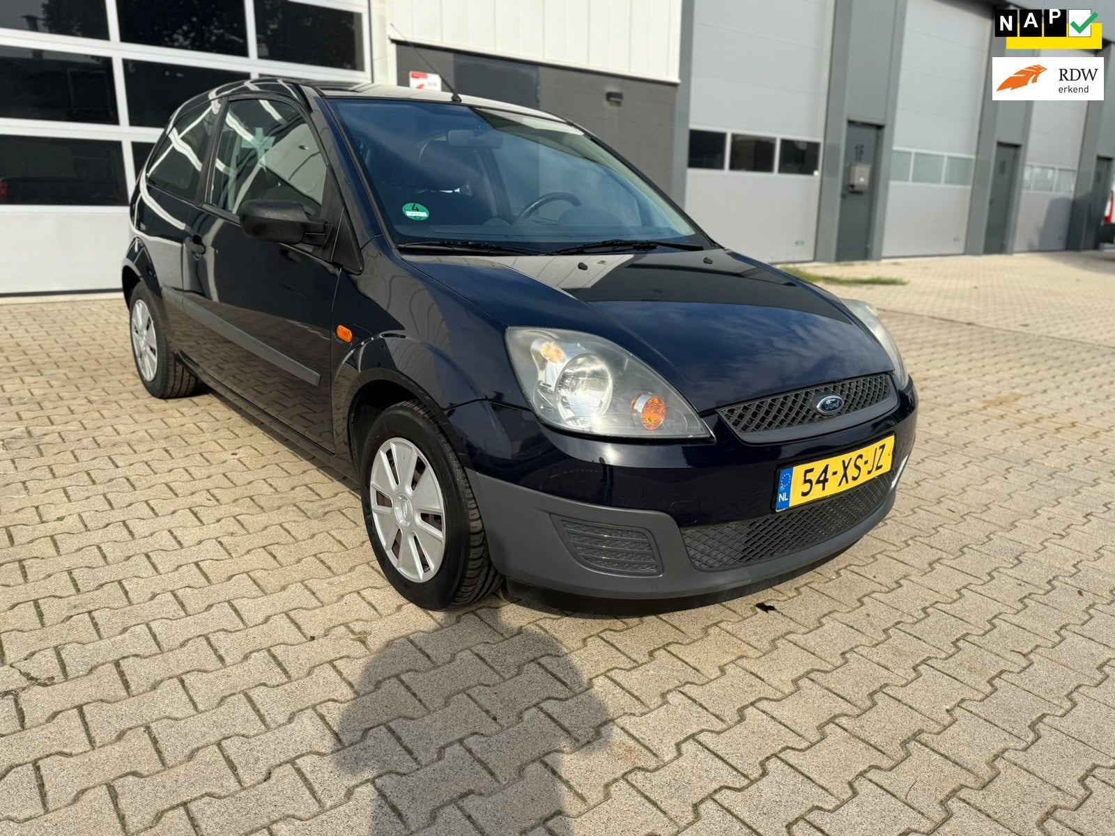 Ford Fiesta 1.3-8V Cool & Sound Topstaat Airco Elek Ramen De, Auto's, Stof, Zwart, 4 cilinders, Blauw