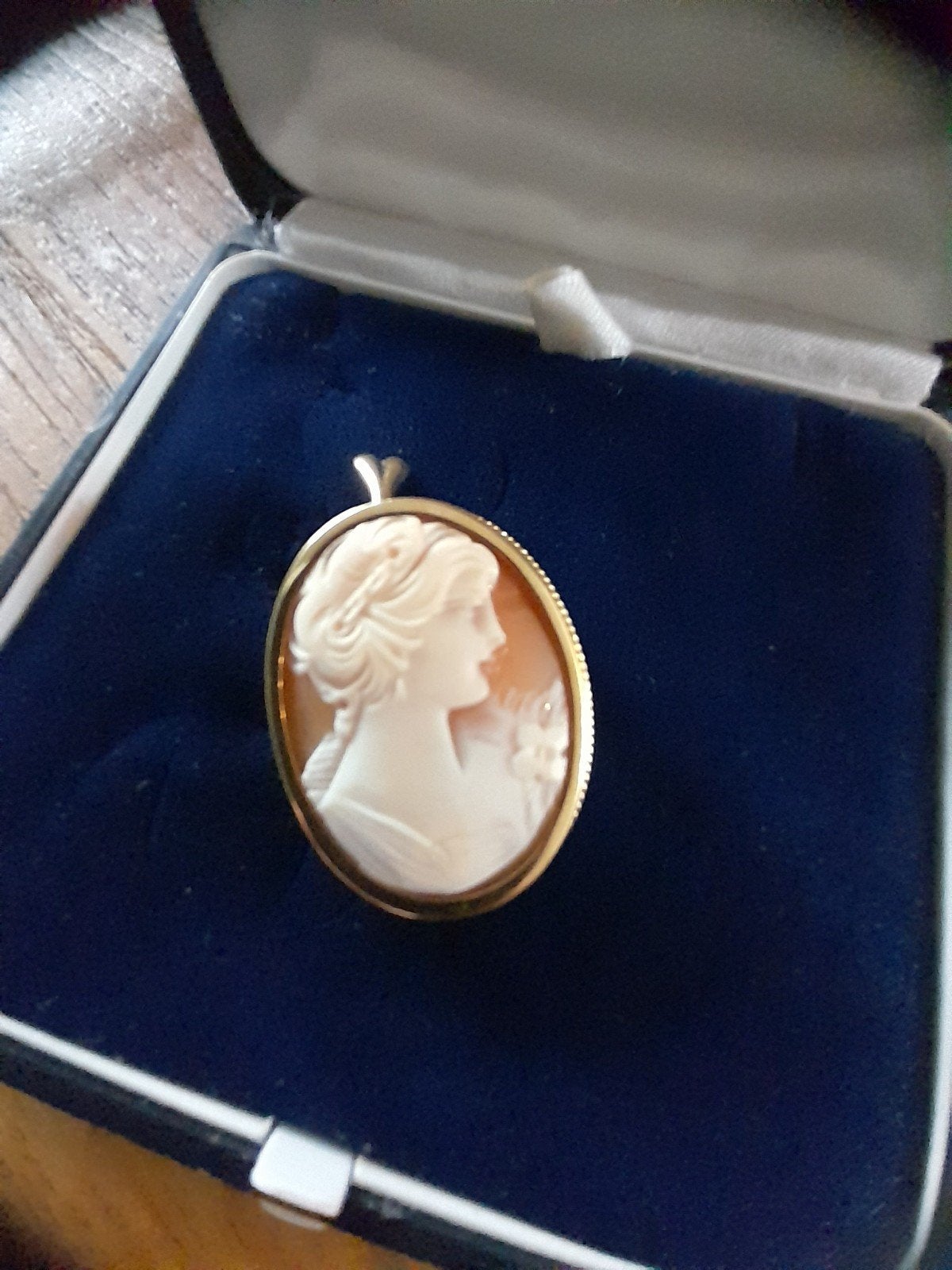 Gouden ring met camee en hanger, Ophalen of Verzenden, Zo goed als nieuw, 17 tot 18, Dame