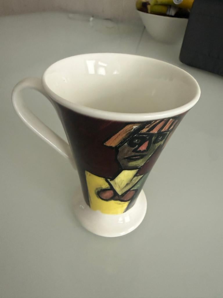 Unieke Art Collection mok - Fine Bone China, Overige typen, Ophalen of Verzenden, Zo goed als nieuw, Steen/keramiek